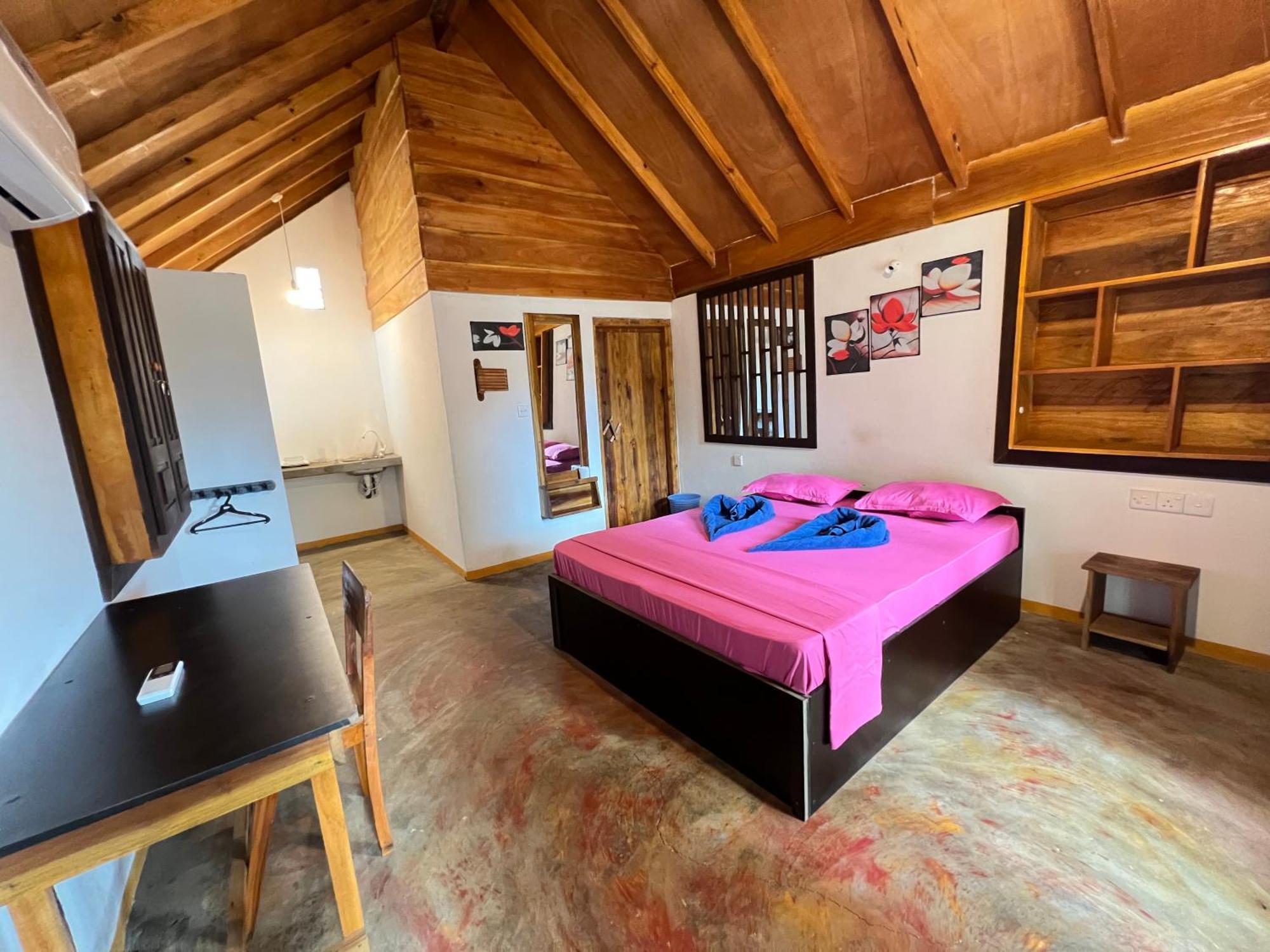 Sand Dune Beach Resort & Surf Camp Arugam Bay Exterior foto