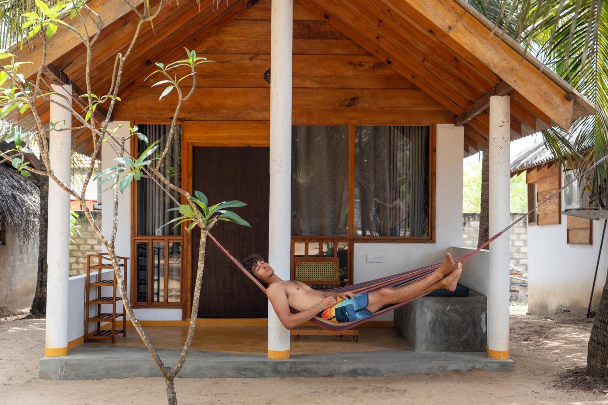 Sand Dune Beach Resort & Surf Camp Arugam Bay Exterior foto